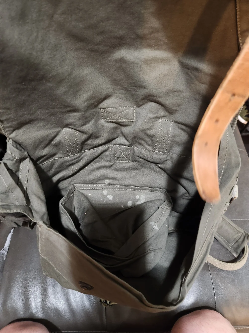 1975 Kombinat Canvas Military-Style Backpack in Olive Green
